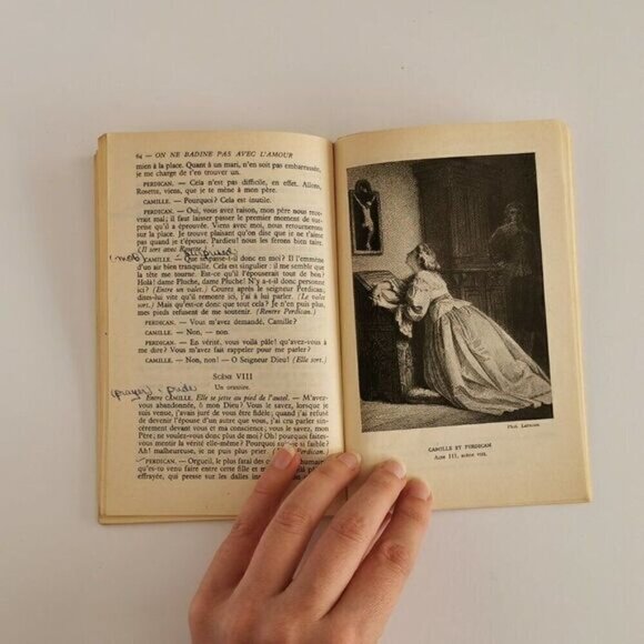 On ne badine pas avec l'amour (No Trifling with Love) French Play Pocket Book - Picture 11 of 11